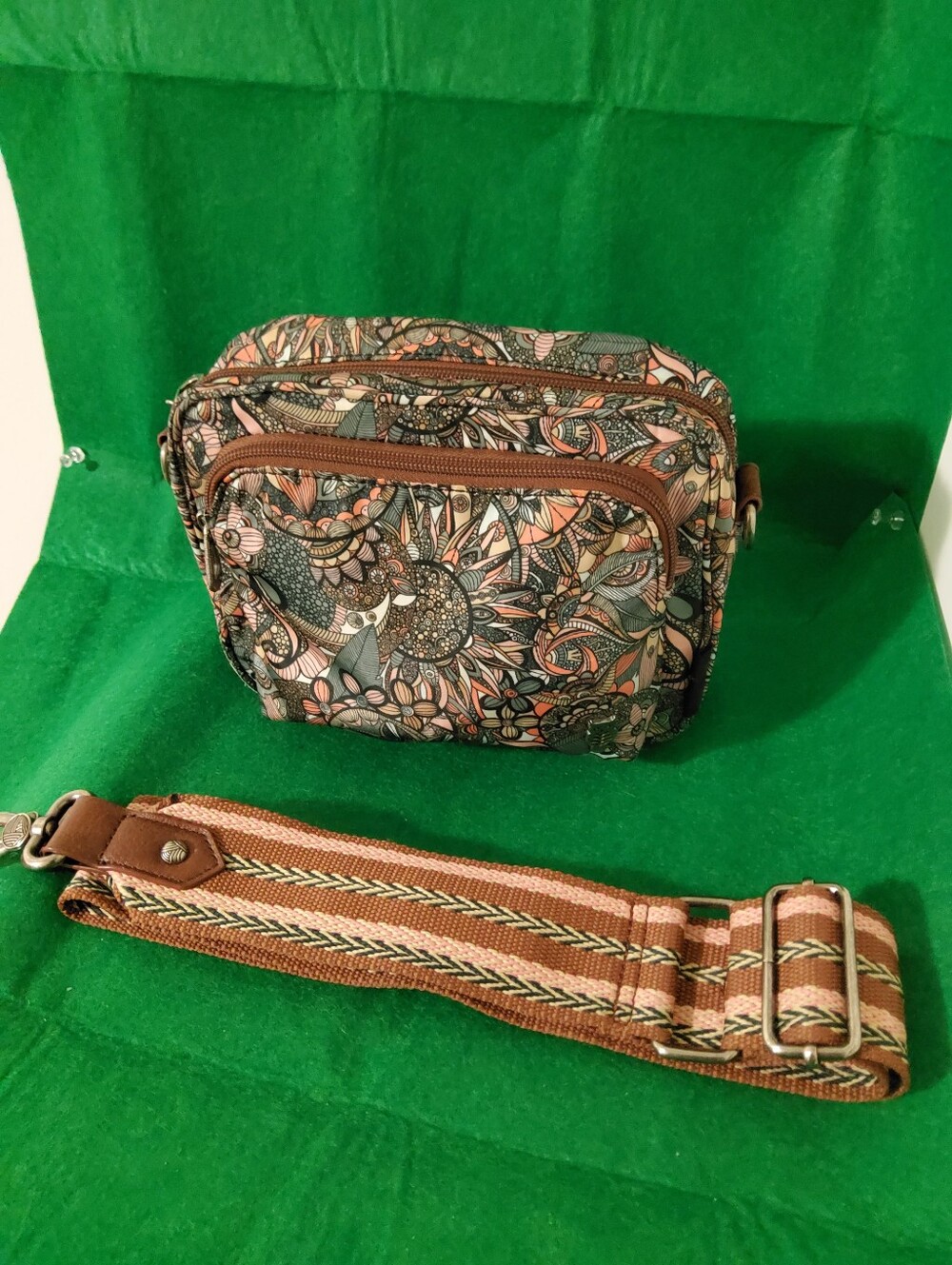 Sakroots, Westwood Crossbody, Sienna